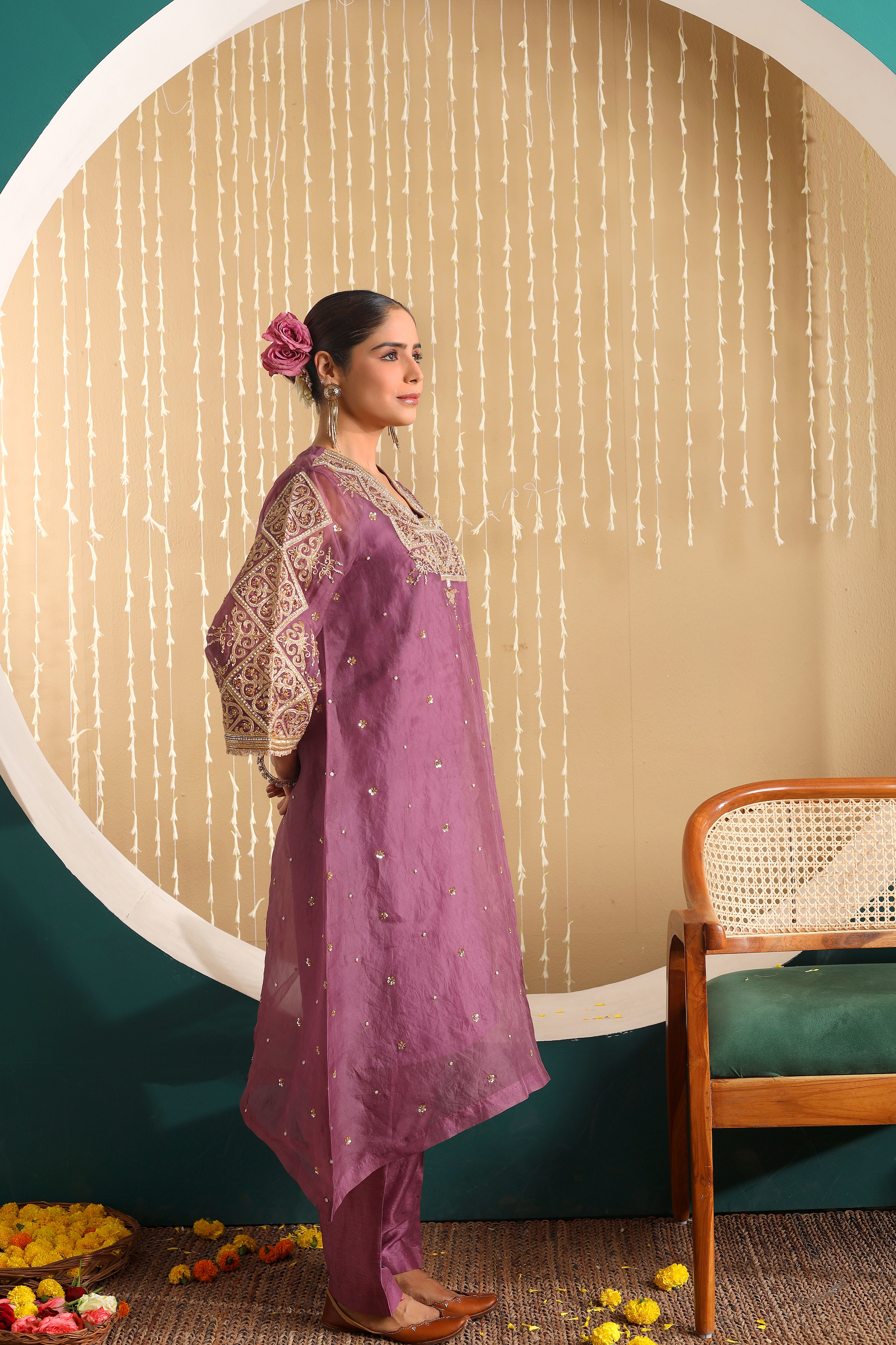 NILOFER - Mauve pure silk hand embroidered organza kurta set with dupatta.