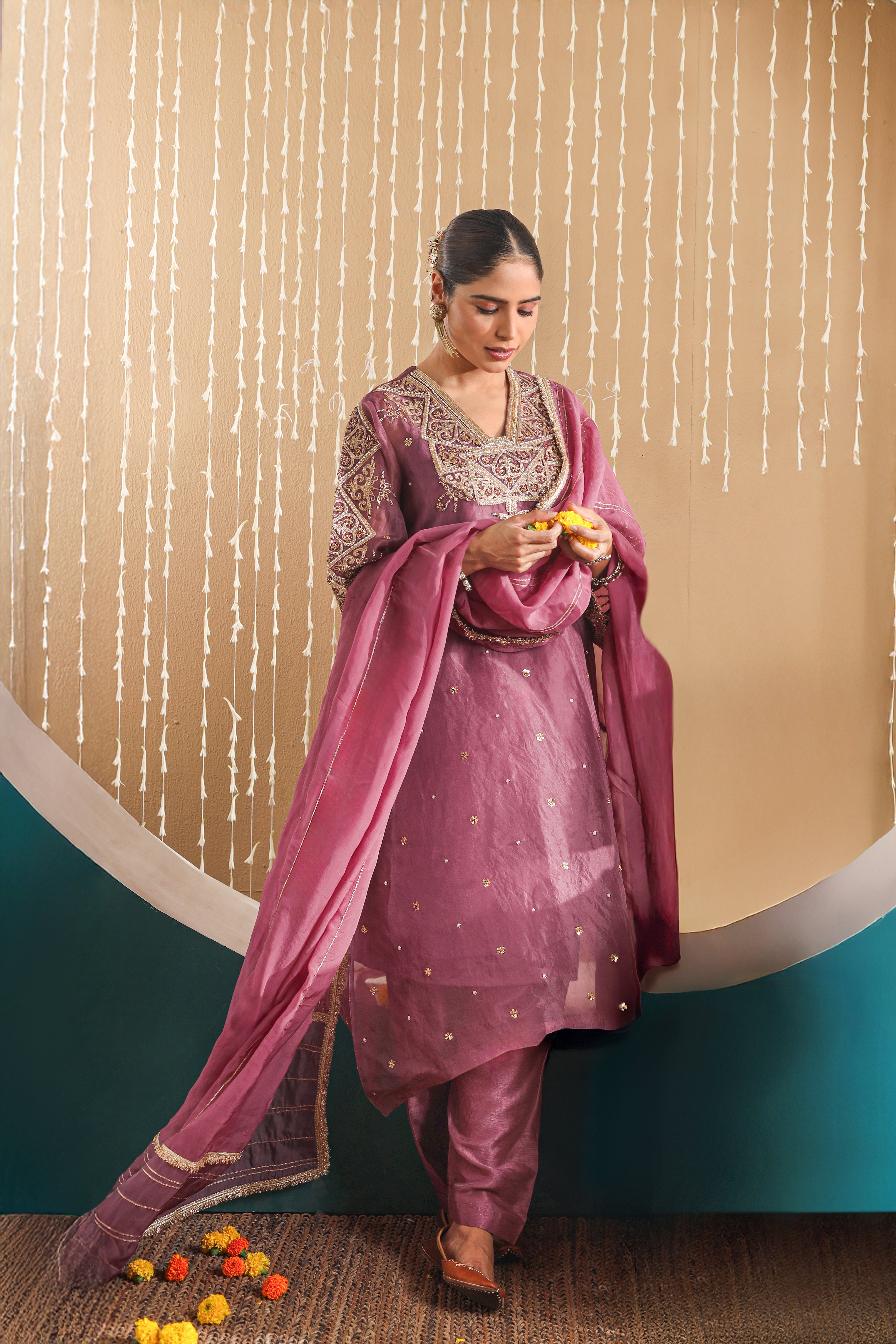 NILOFER - Mauve pure silk hand embroidered organza kurta set with dupatta.
